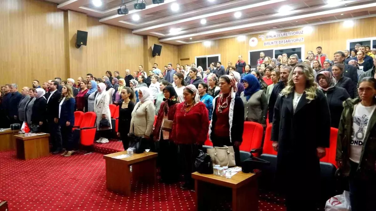 Kadın Çiftçiler Koyun Yetiştiriciliğinde Eğitildi